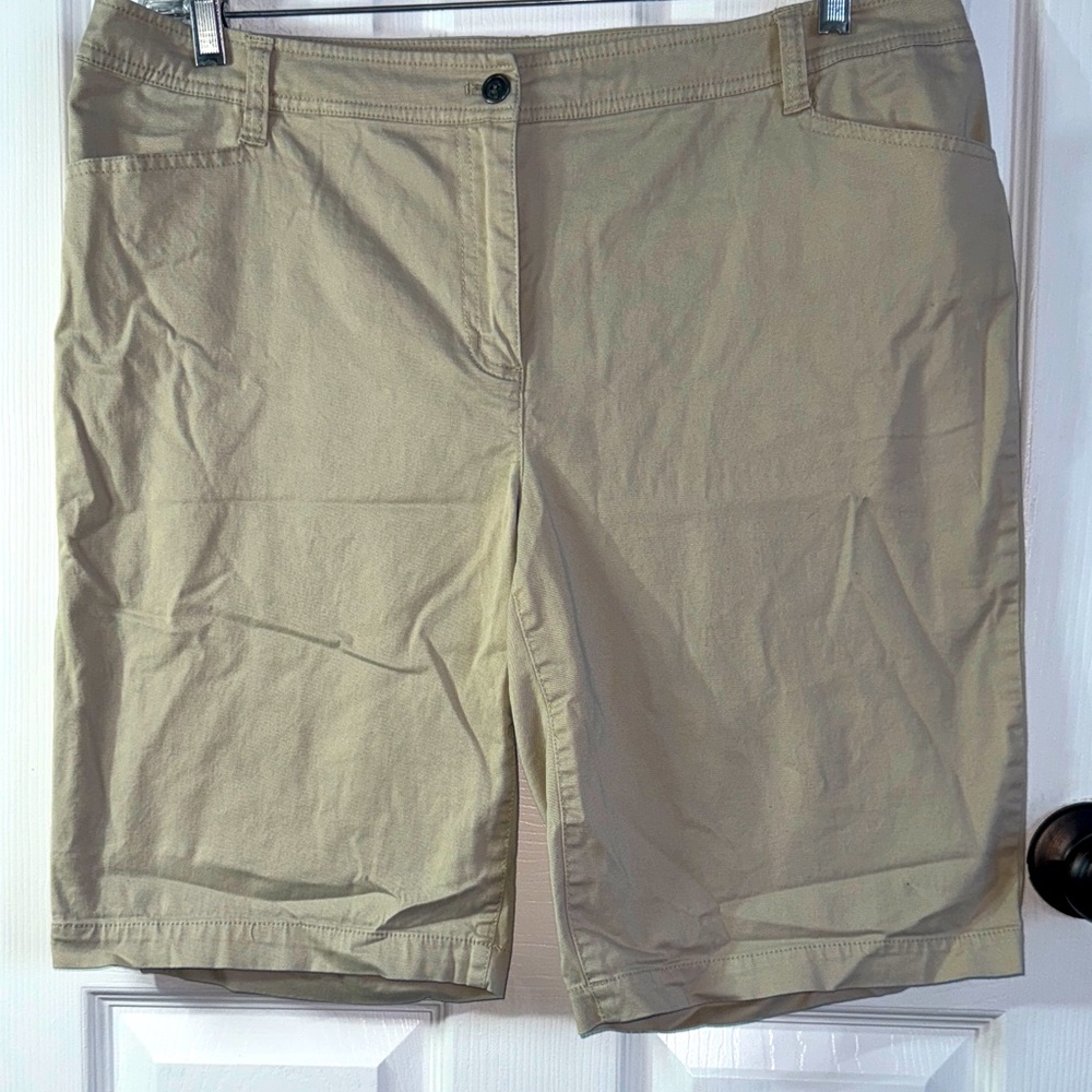 Chico's Classic Beige Bermuda Shorts
